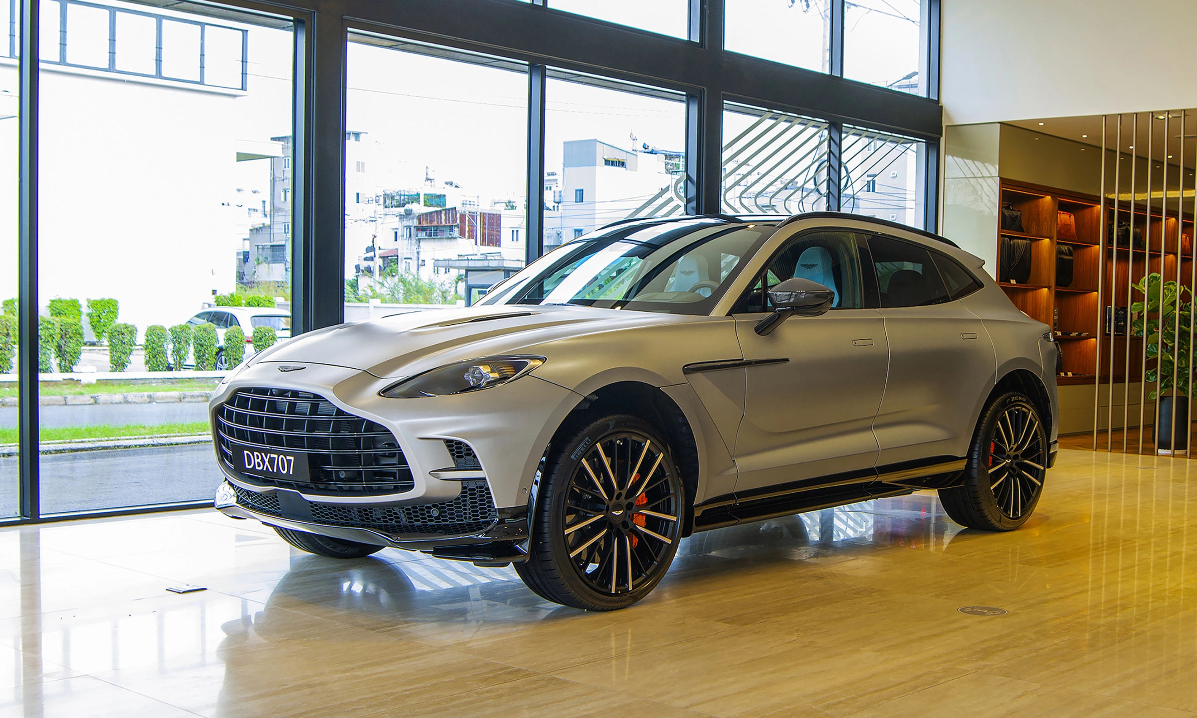 Aston Martin DBX 2026