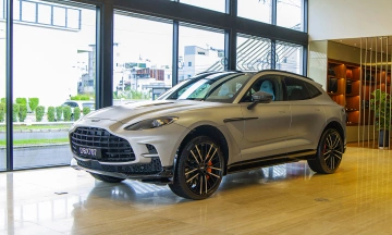 Aston Martin DBX 2026 16