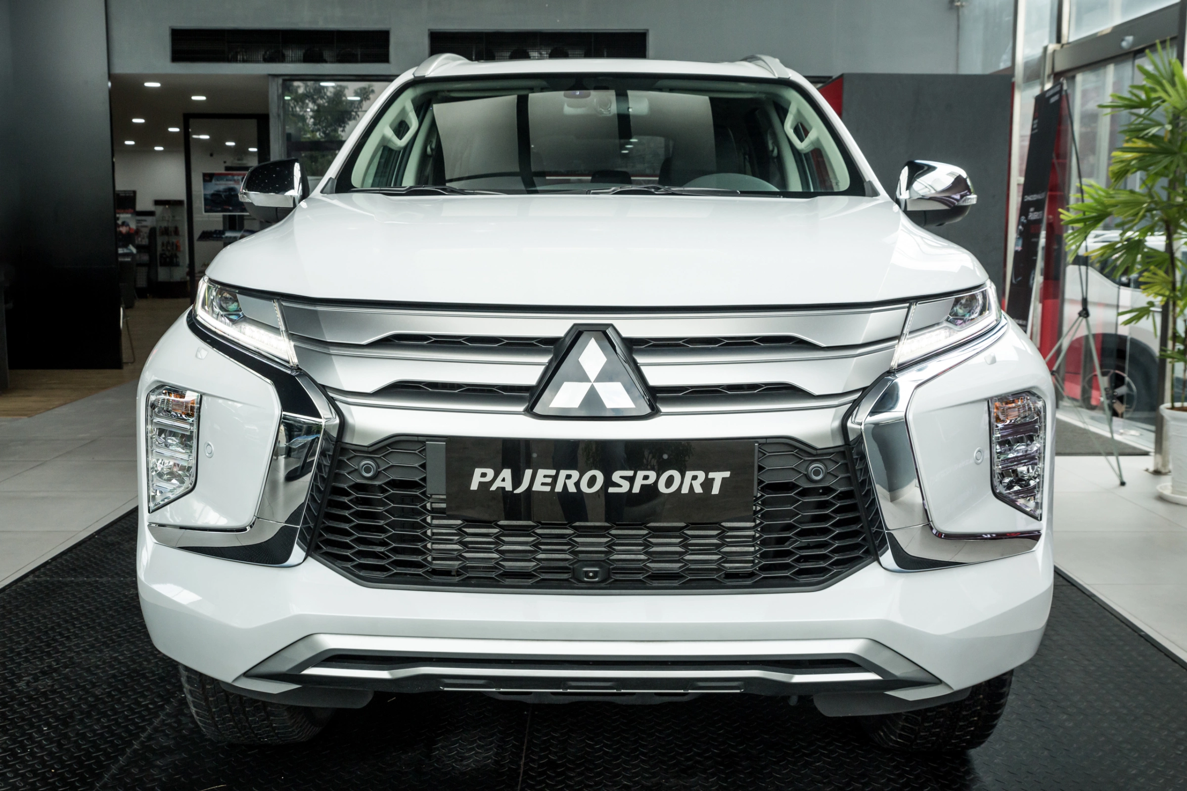Mitsubishi Pajero Sport 2026 1