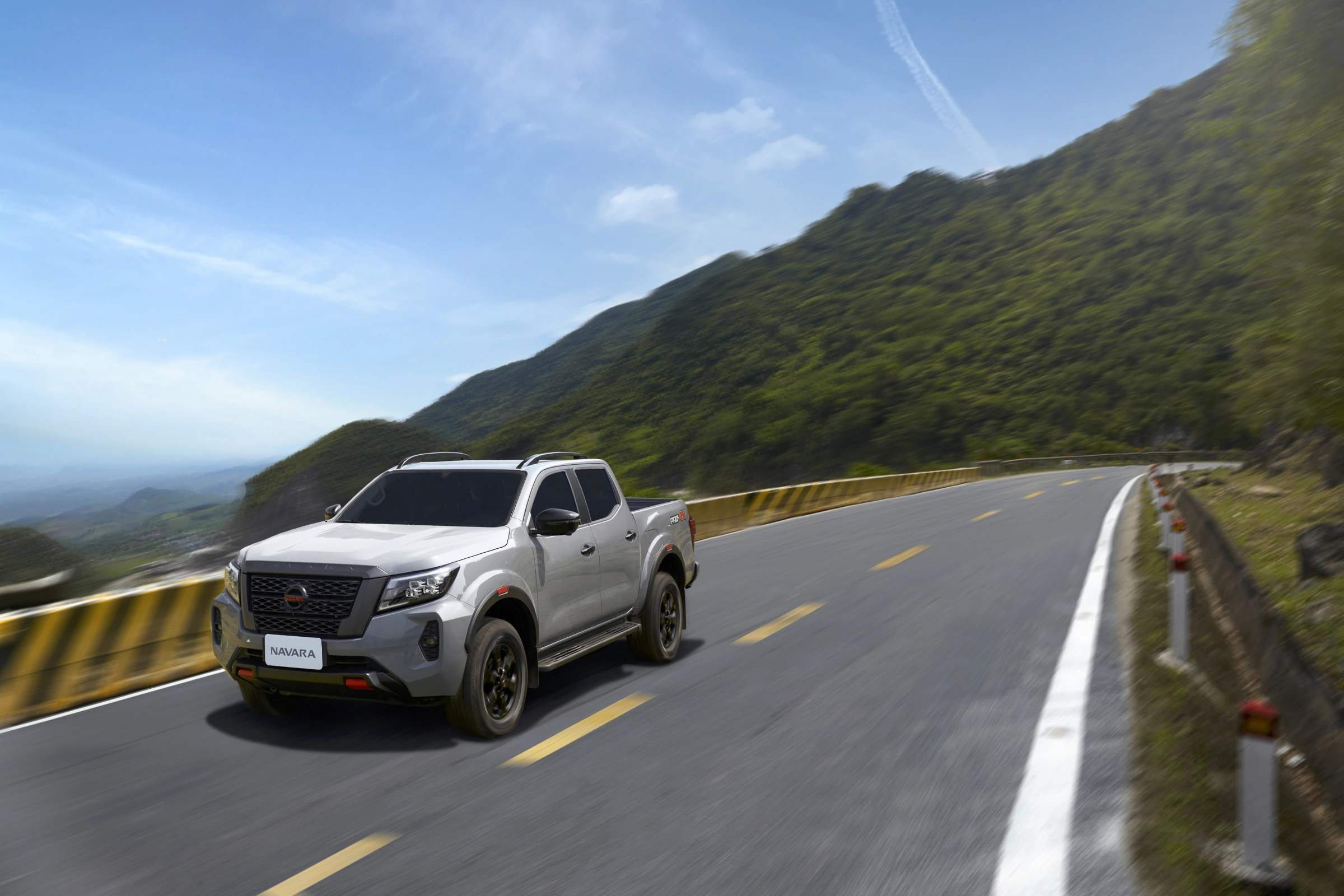 Nissan Navara 2026 4
