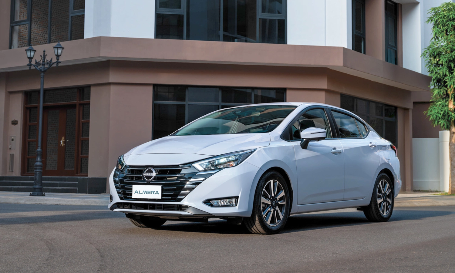 Nissan Almera 2026 25