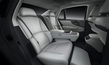 Lexus LS 2026 13
