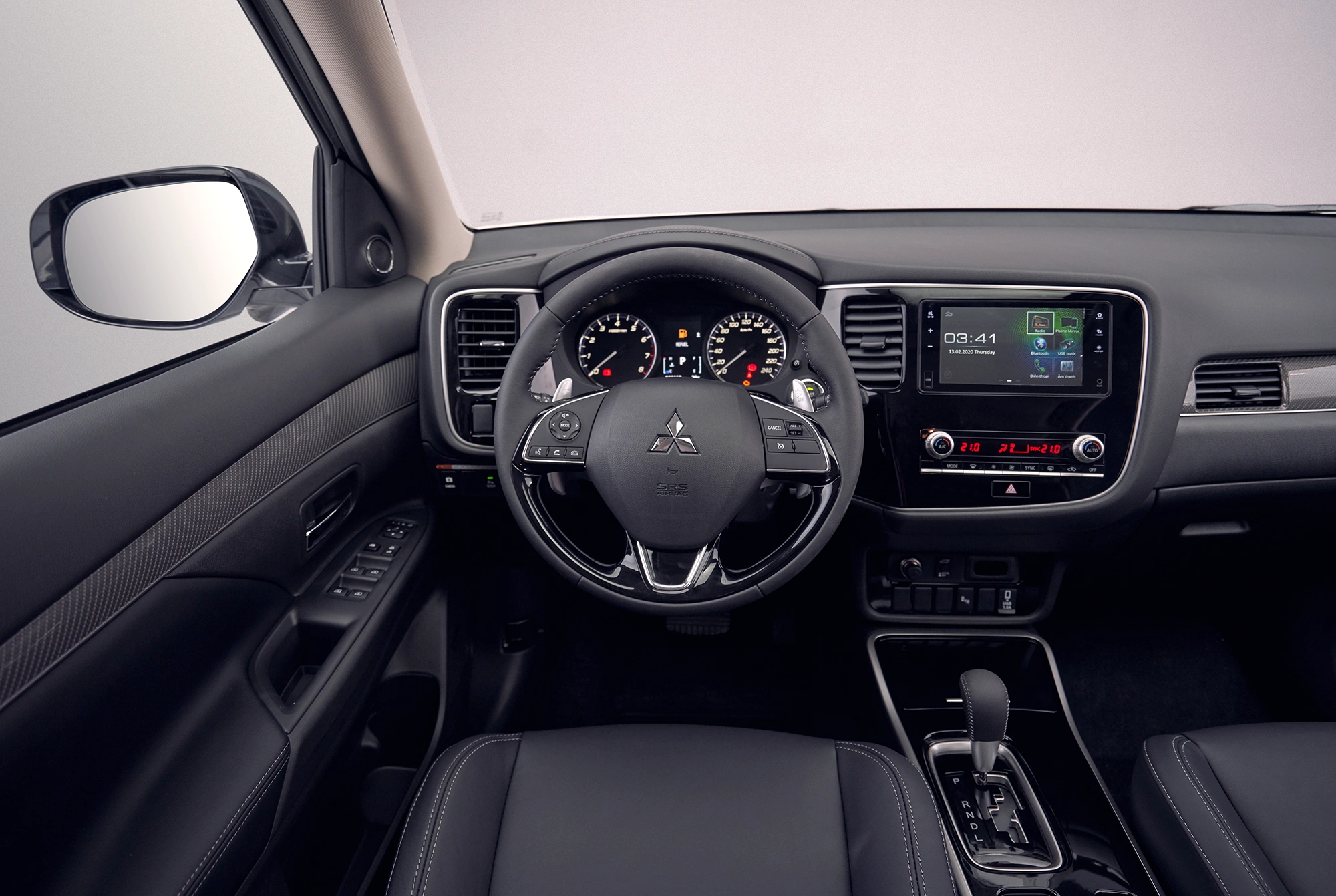 Mitsubishi Outlander 2026 15