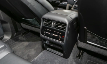 Porsche Cayenne 2026 41