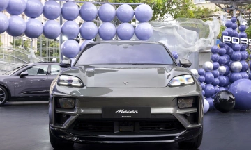 Porsche Macan EV 2026 28