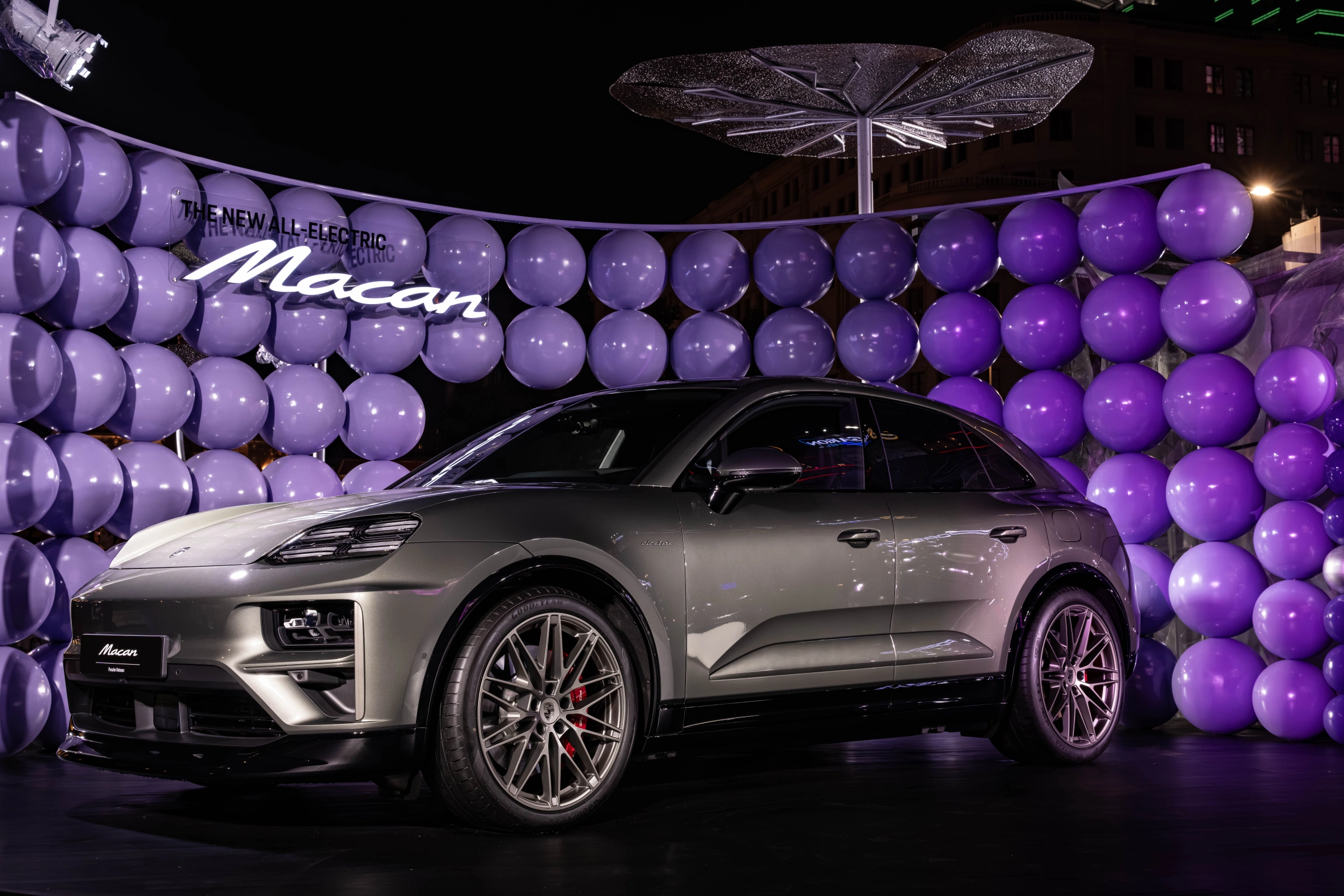 Porsche Macan EV 2026 12