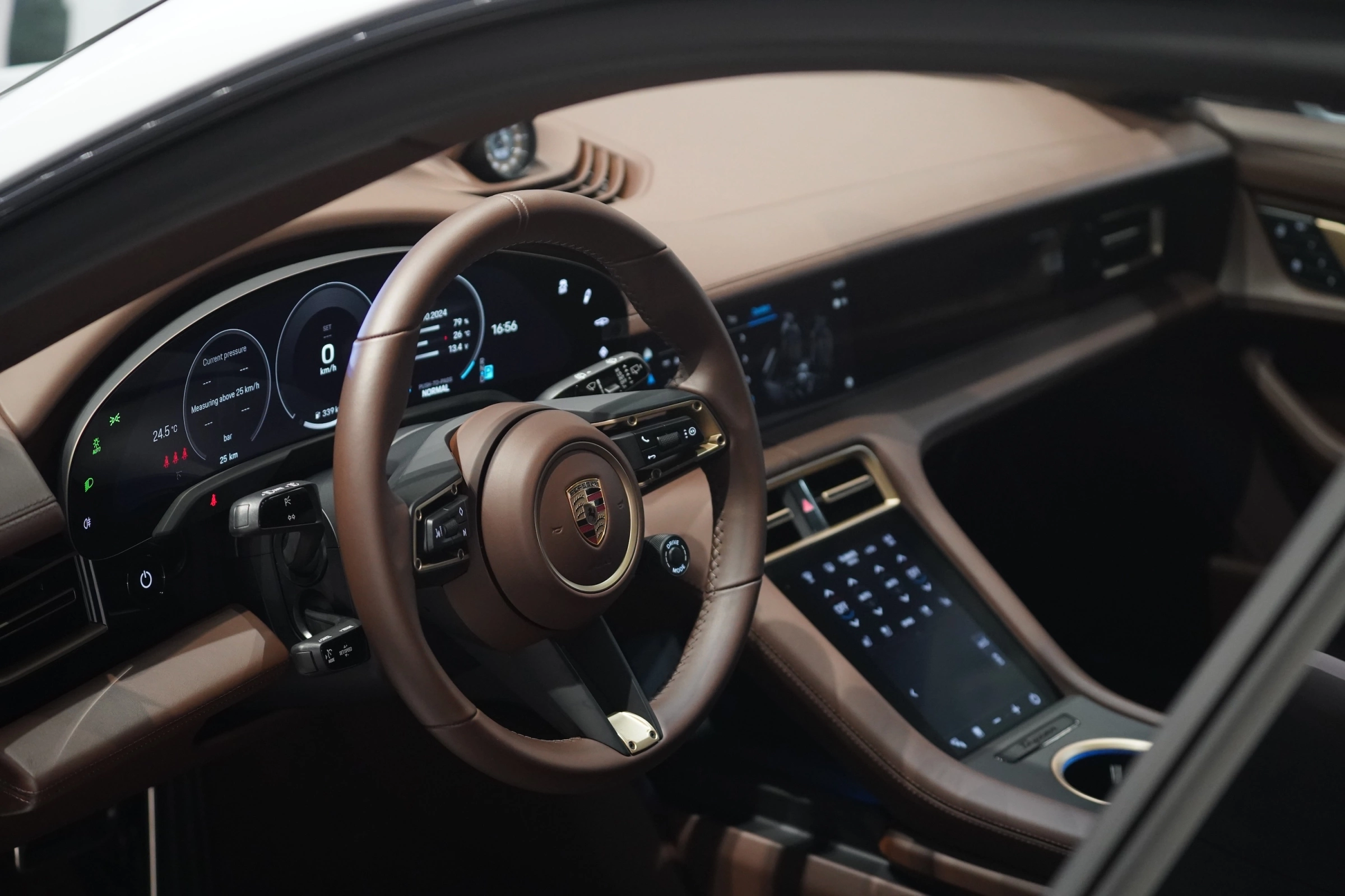 Porsche Taycan 2026 17