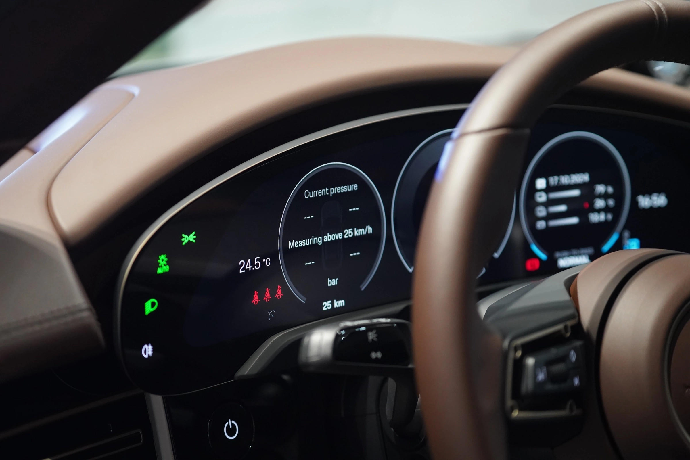 Porsche Taycan 2026 26