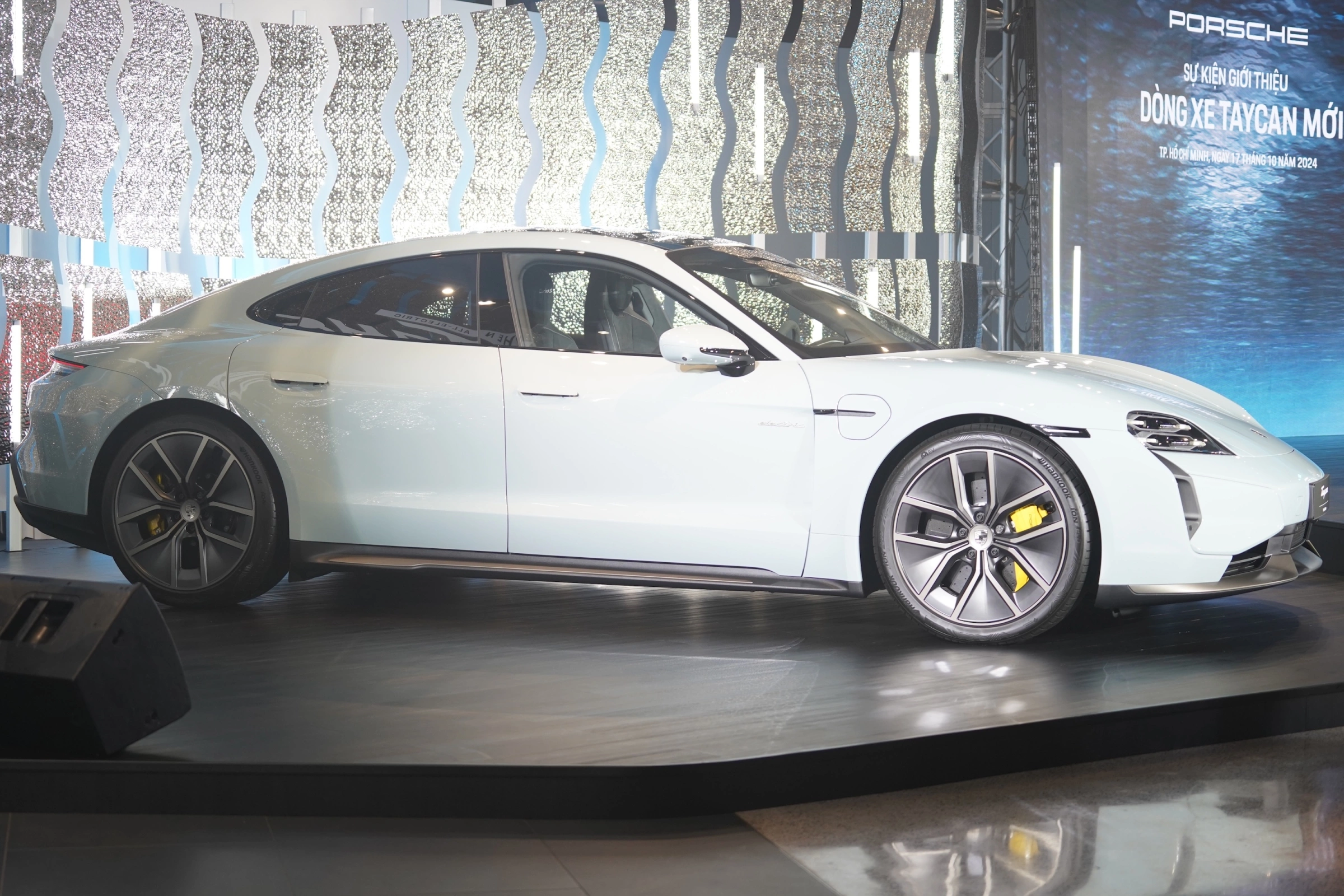 Porsche Taycan 2026 2