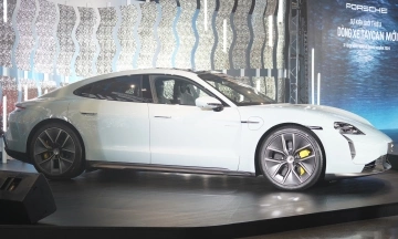 Porsche Taycan 2026 34