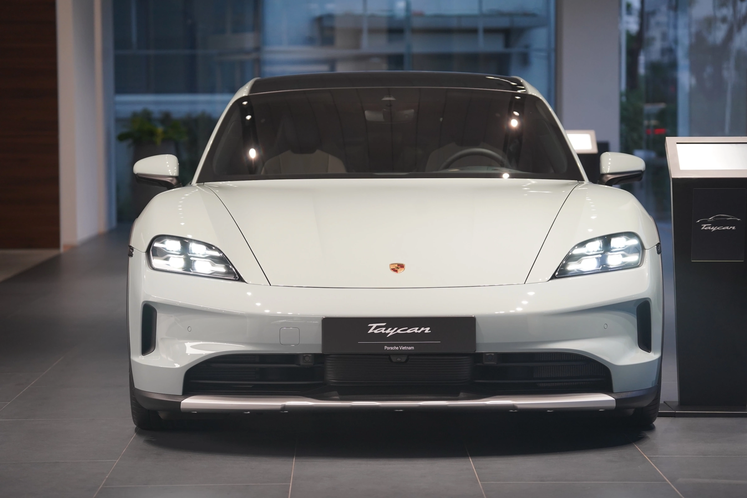 Porsche Taycan 2026 5