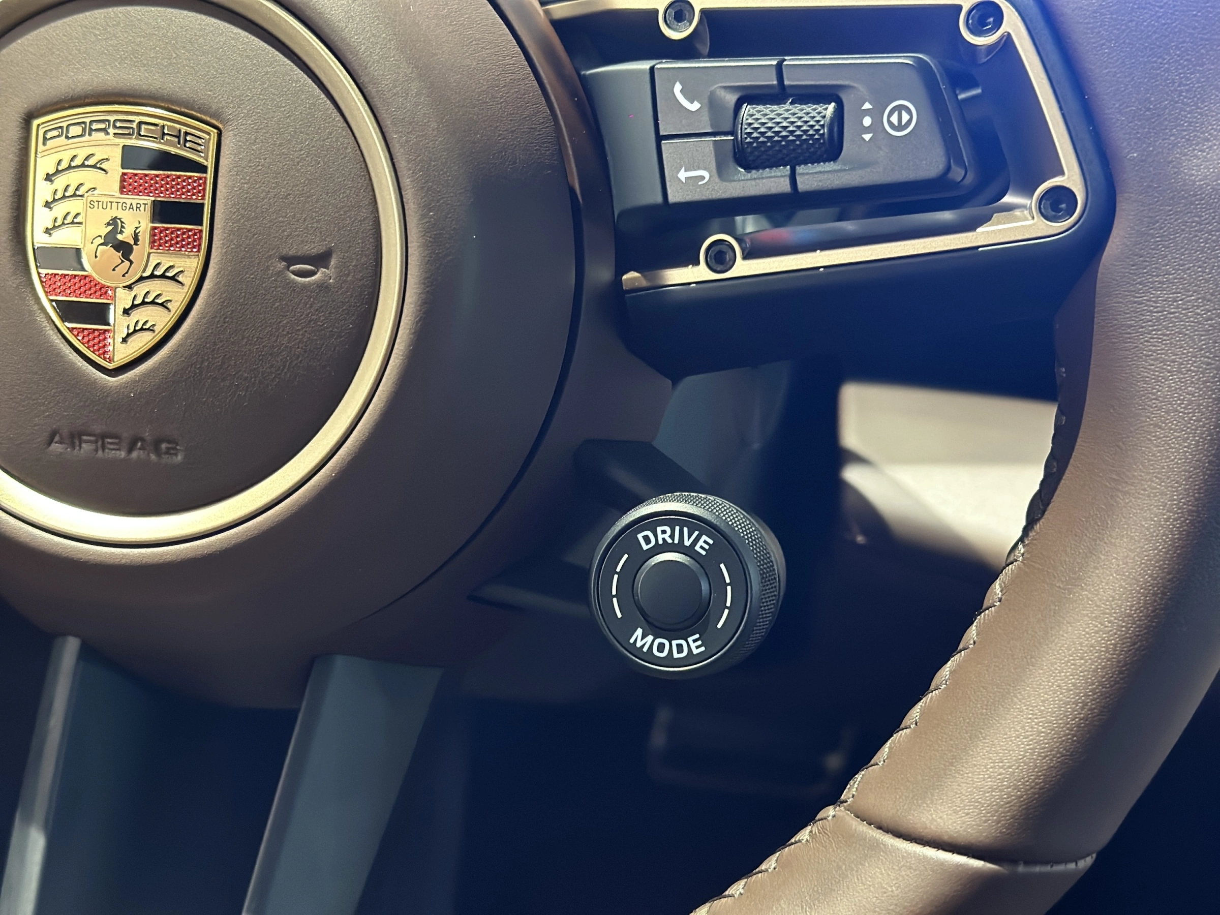 Porsche Taycan 2026 30