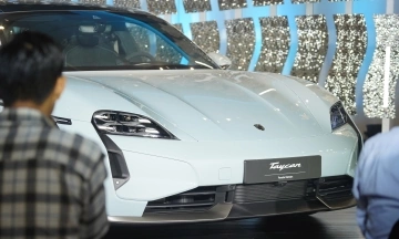 Porsche Taycan 2026 40
