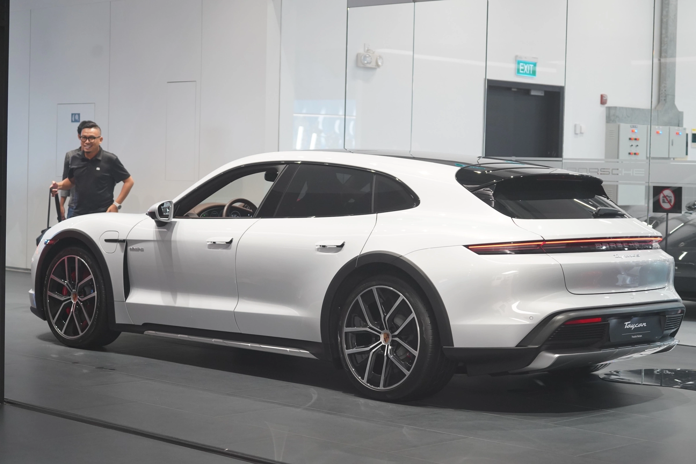 Porsche Taycan 2026 16