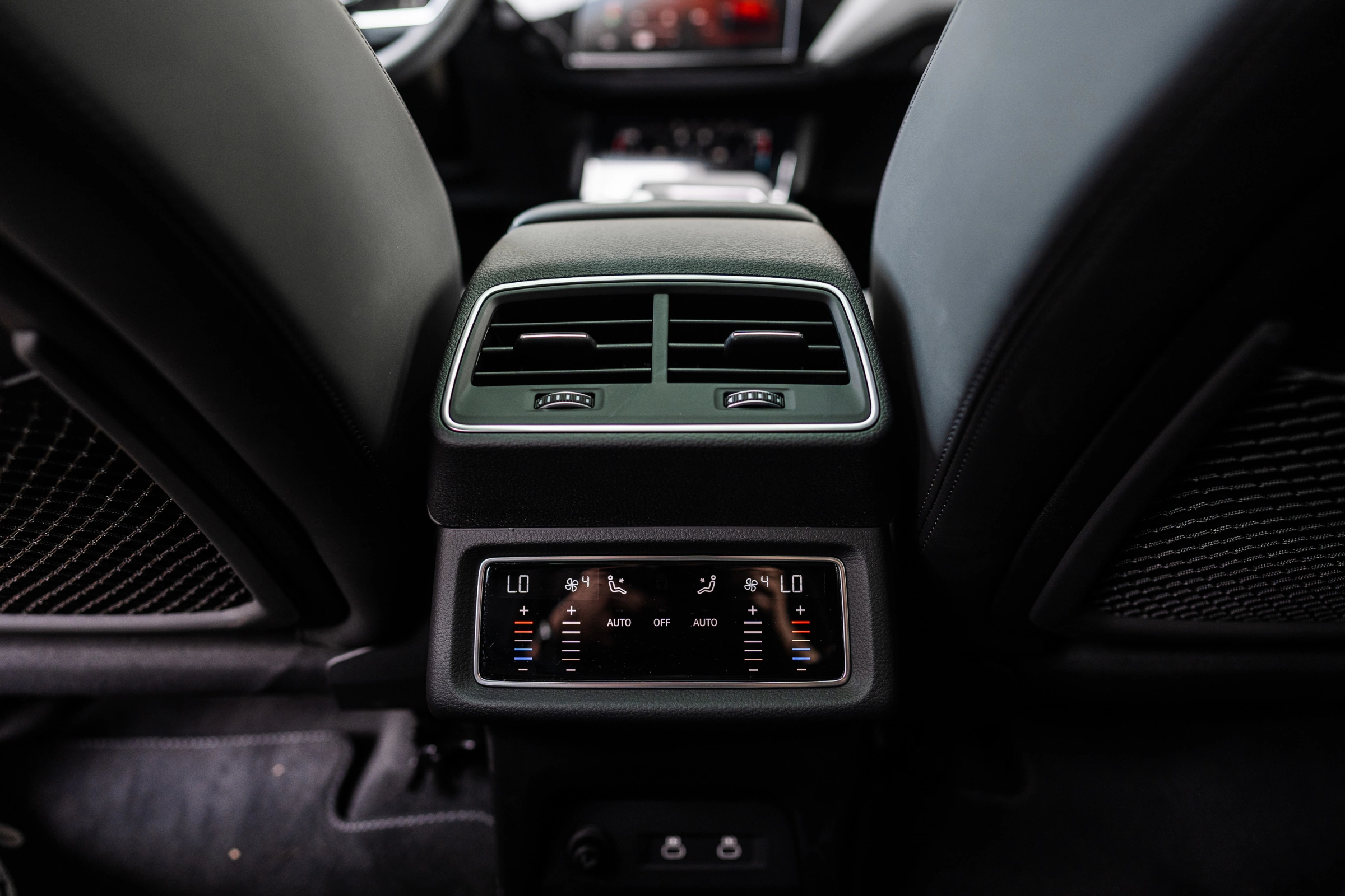 Audi Q8 e-tron 2026 28