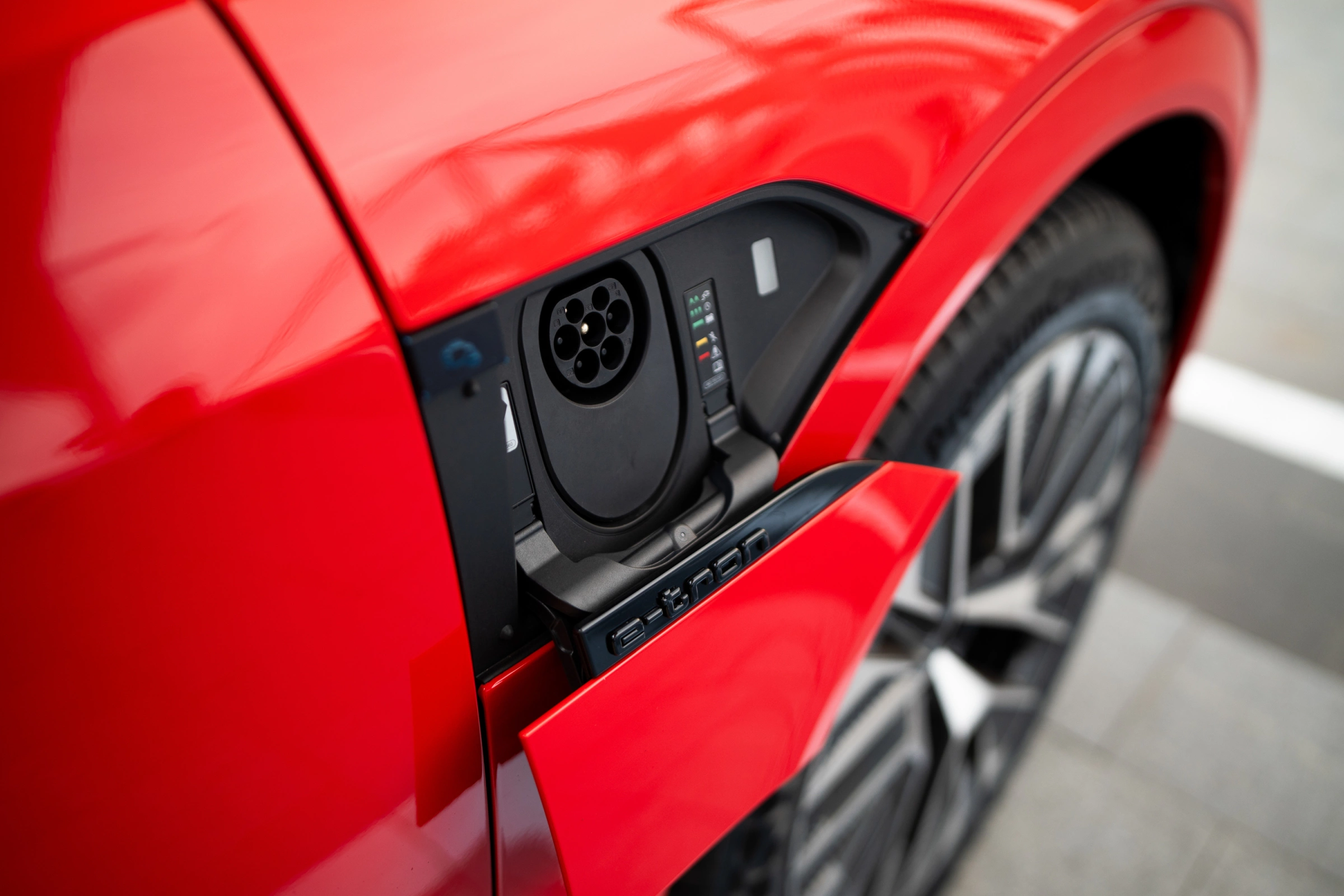 Audi Q8 e-tron 2026 14
