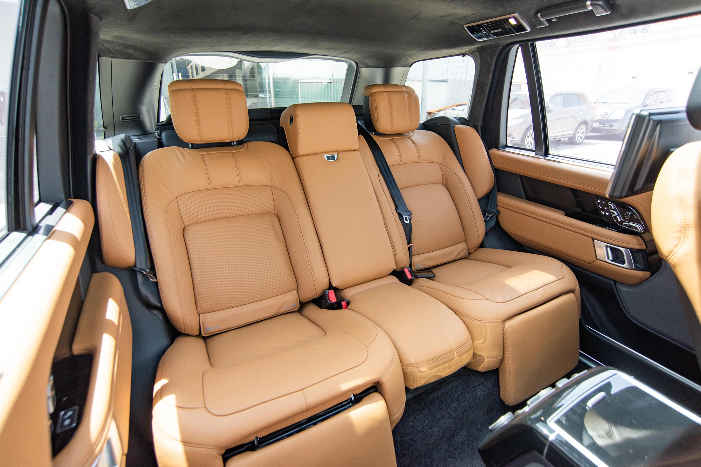 Land Rover Range Rover 2026 11