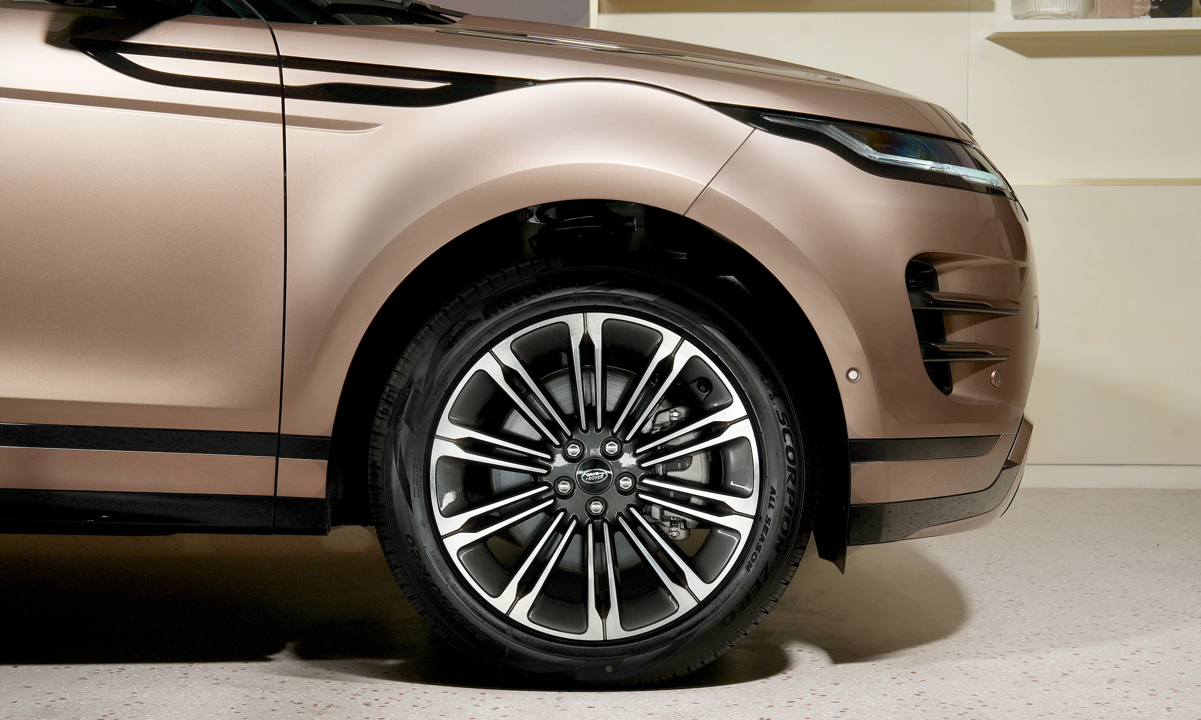 Land Rover Range Rover Evoque 2026 6