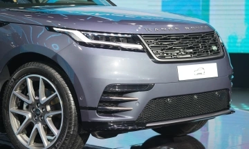 Land Rover Range Rover Velar 2026 29