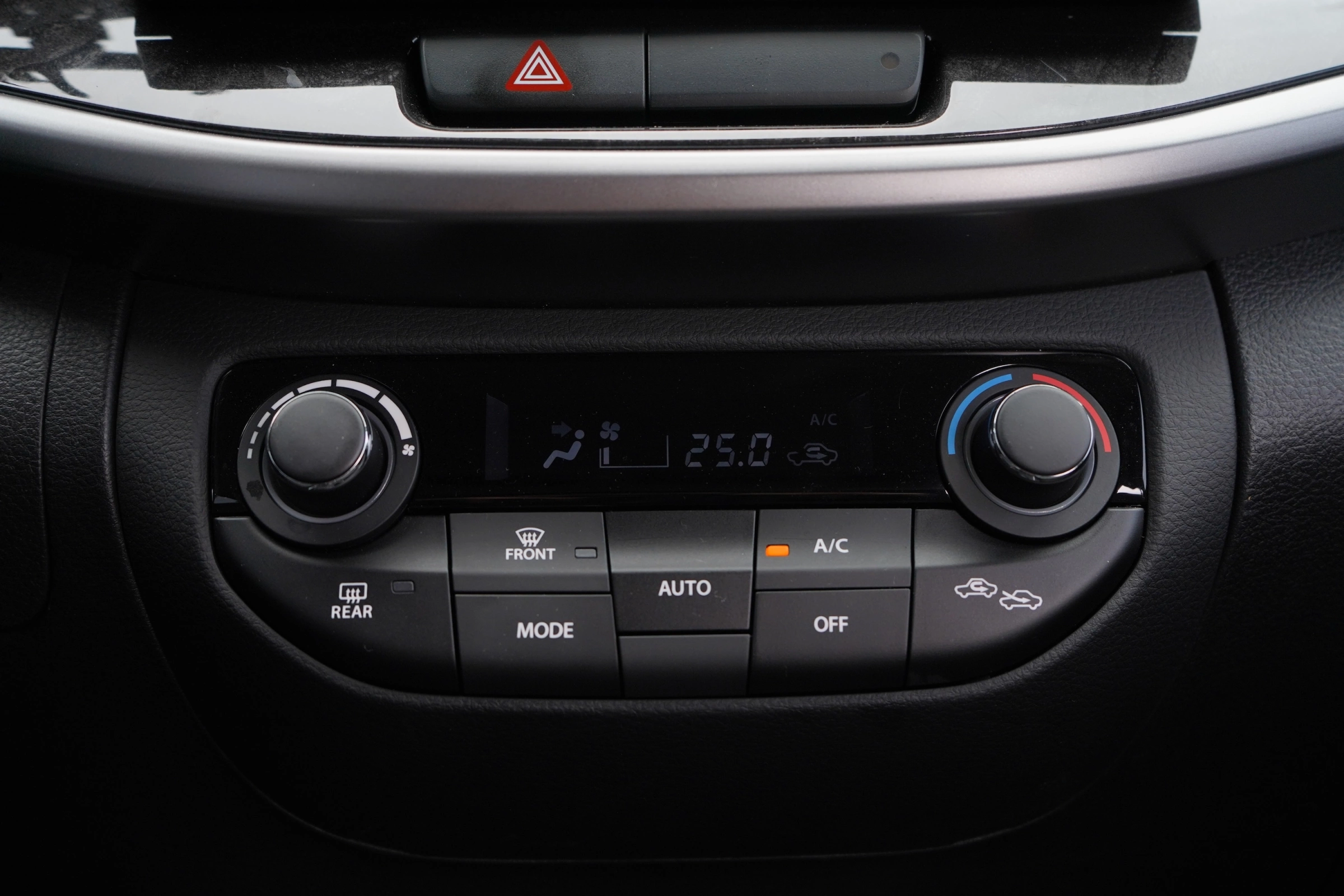 Suzuki XL7 2026 21