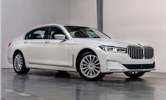 BMW Series 7 2026 24
