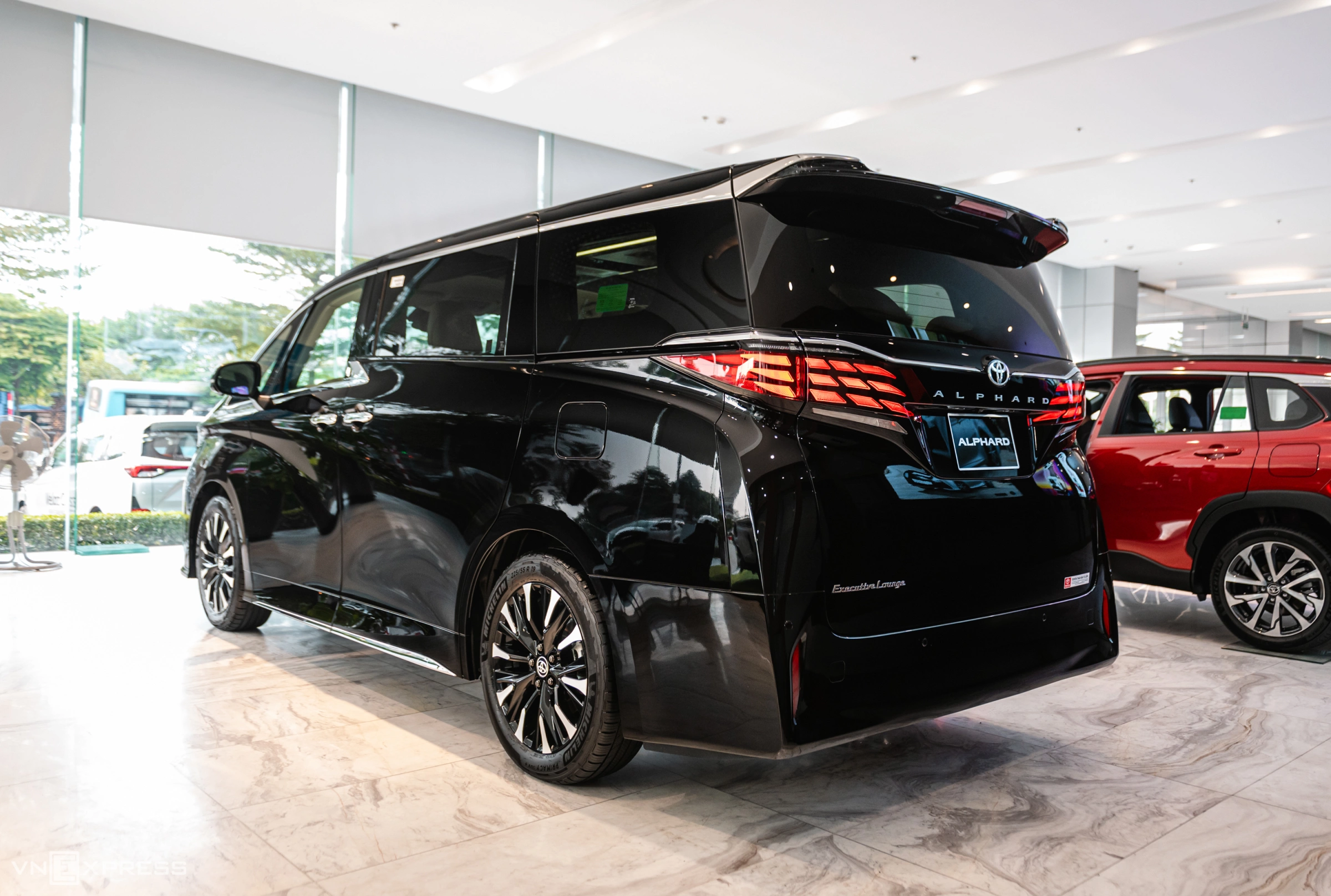 Toyota Alphard 2026 8