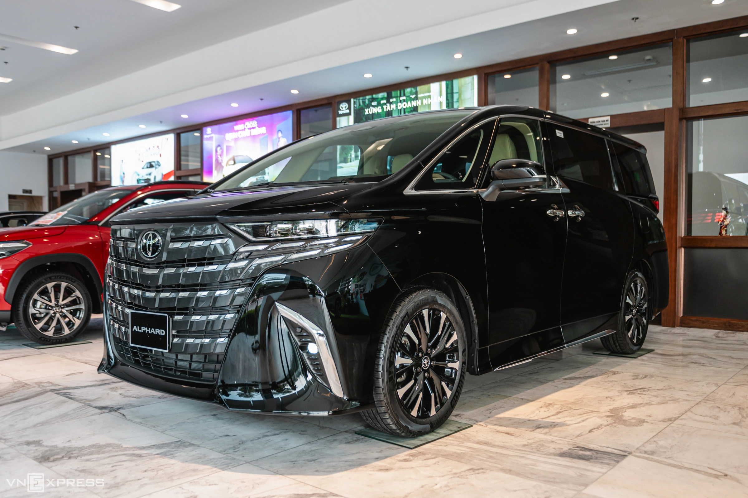 Toyota Alphard 2026 3