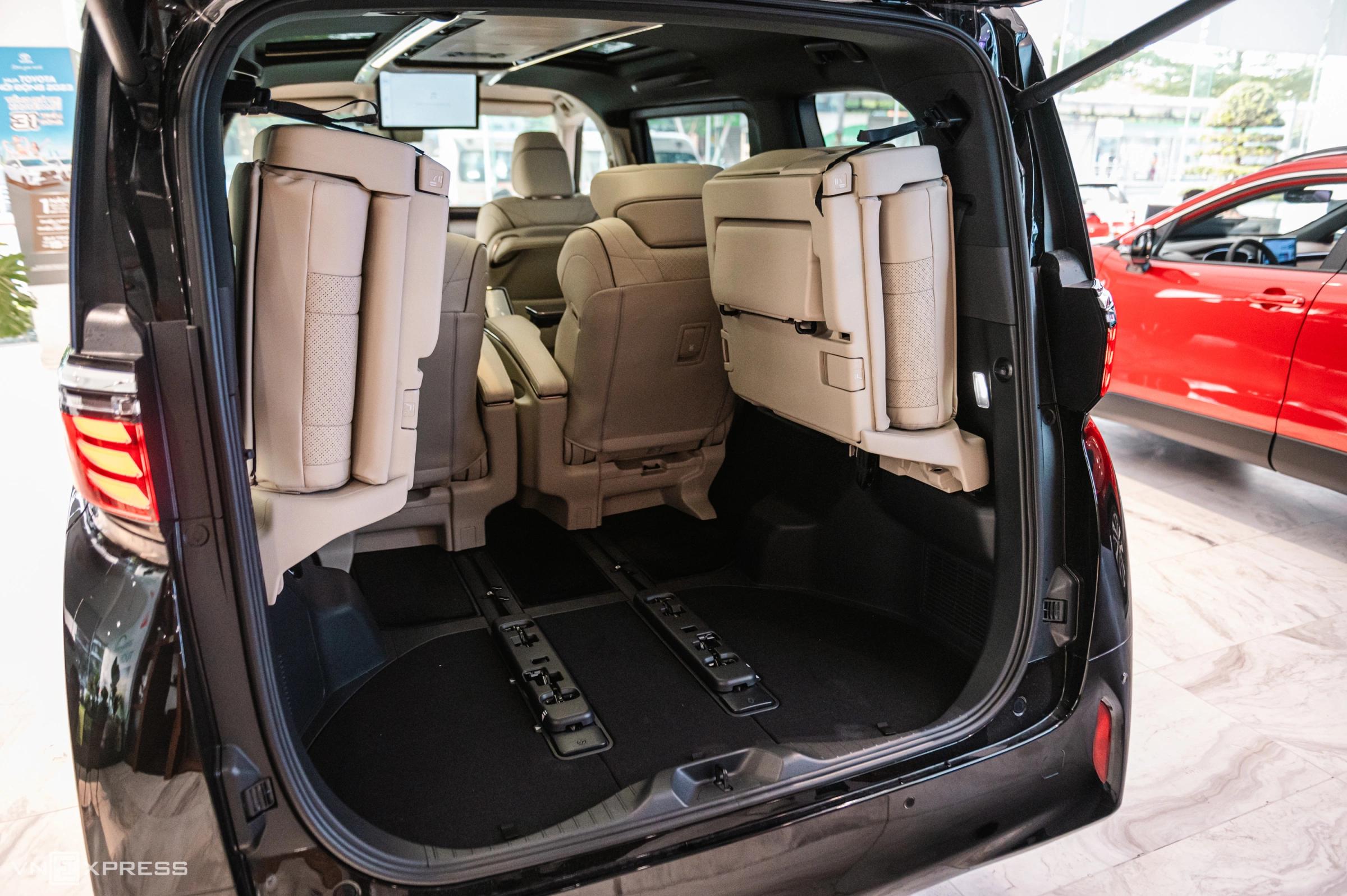 Toyota Alphard 2026 32