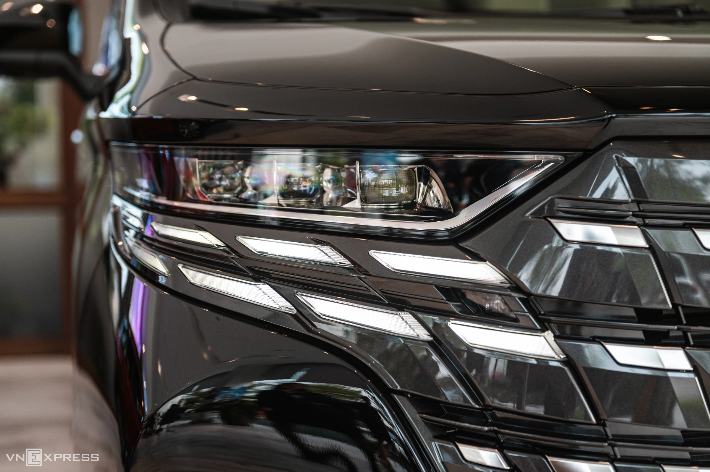 Toyota Alphard 2026 4