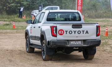 Toyota Hilux 2026 28