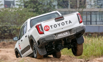 Toyota Hilux 2026 30
