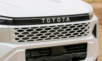 Toyota Hilux 2026 32