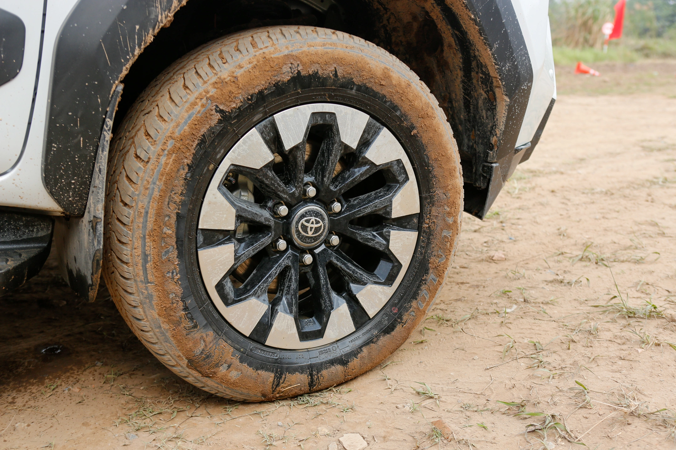 Toyota Hilux 2026 14