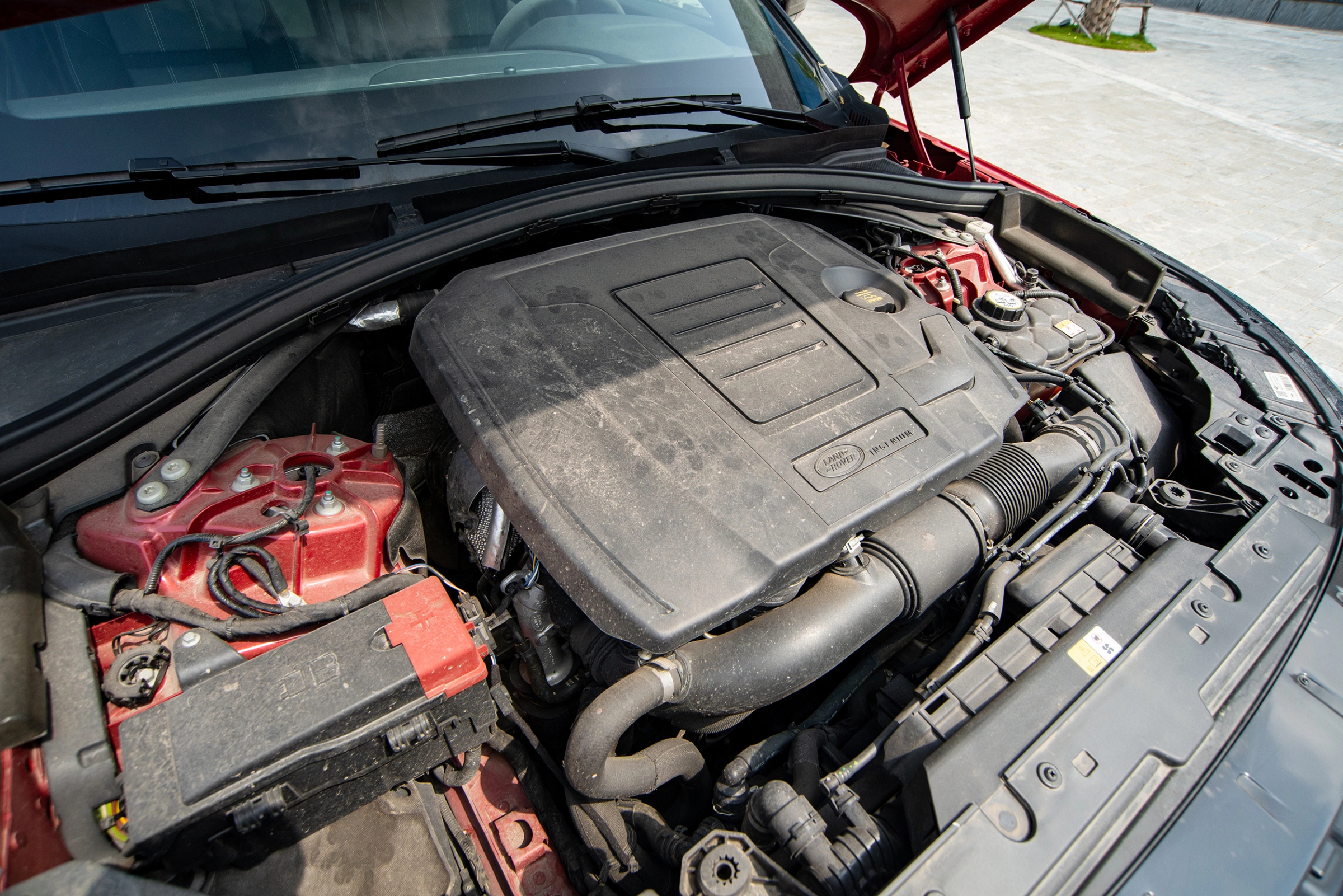 Land Rover Range Rover Velar 2026 6