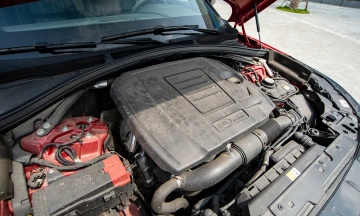Land Rover Range Rover Velar 2026 20