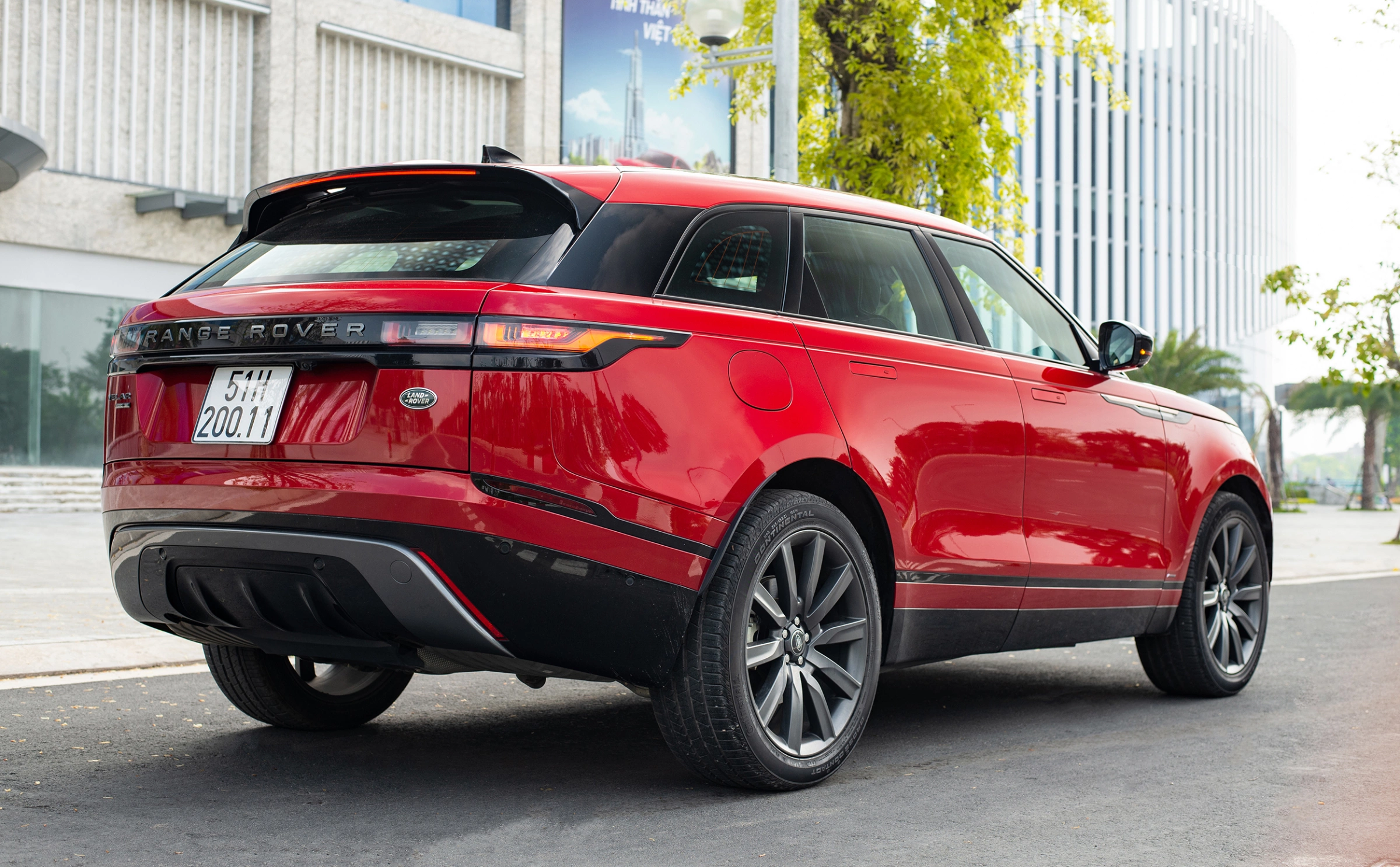 Land Rover Range Rover Velar 2026 4