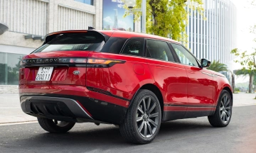 Land Rover Range Rover Velar 2026 18