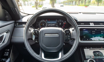 Land Rover Range Rover Velar 2026 23