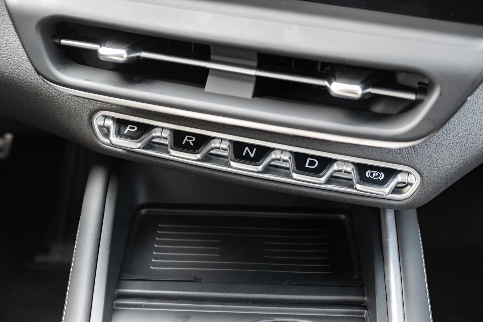 VinFast VF 7 2026 15