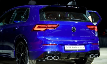 Volkswagen Golf R Performance 2026 25