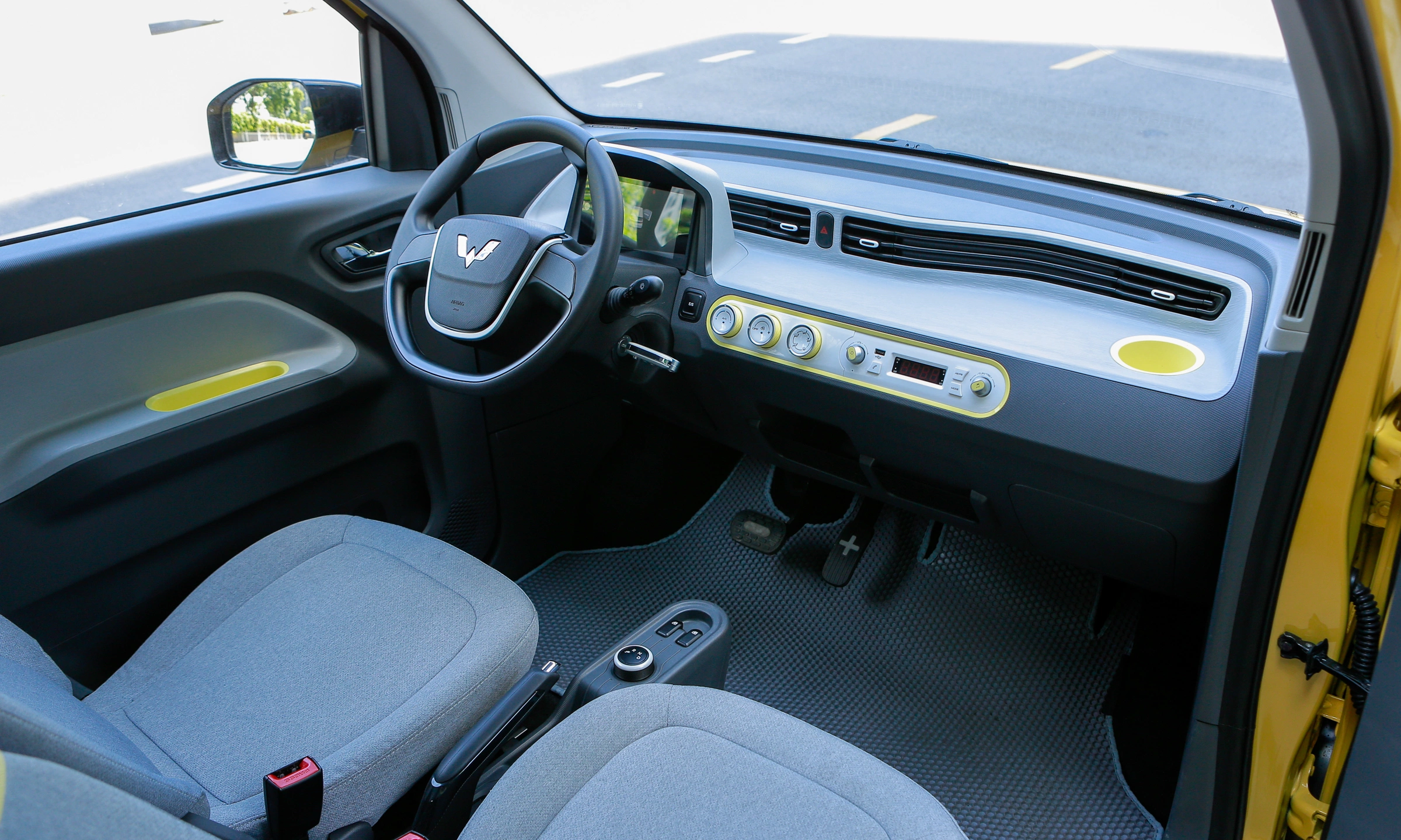 Wuling Hongguang Mini EV 2026 9