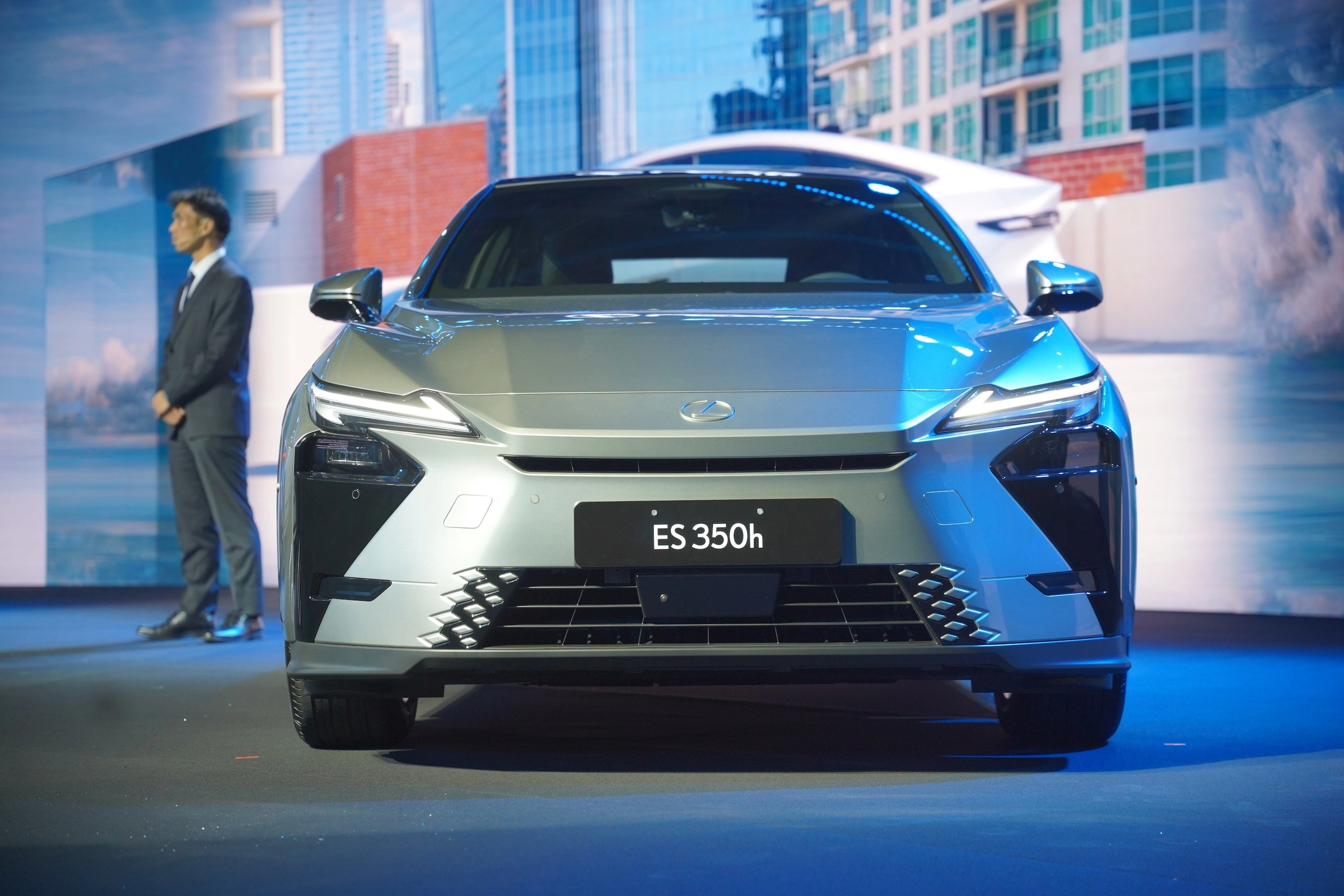 Lexus ES 2026 3