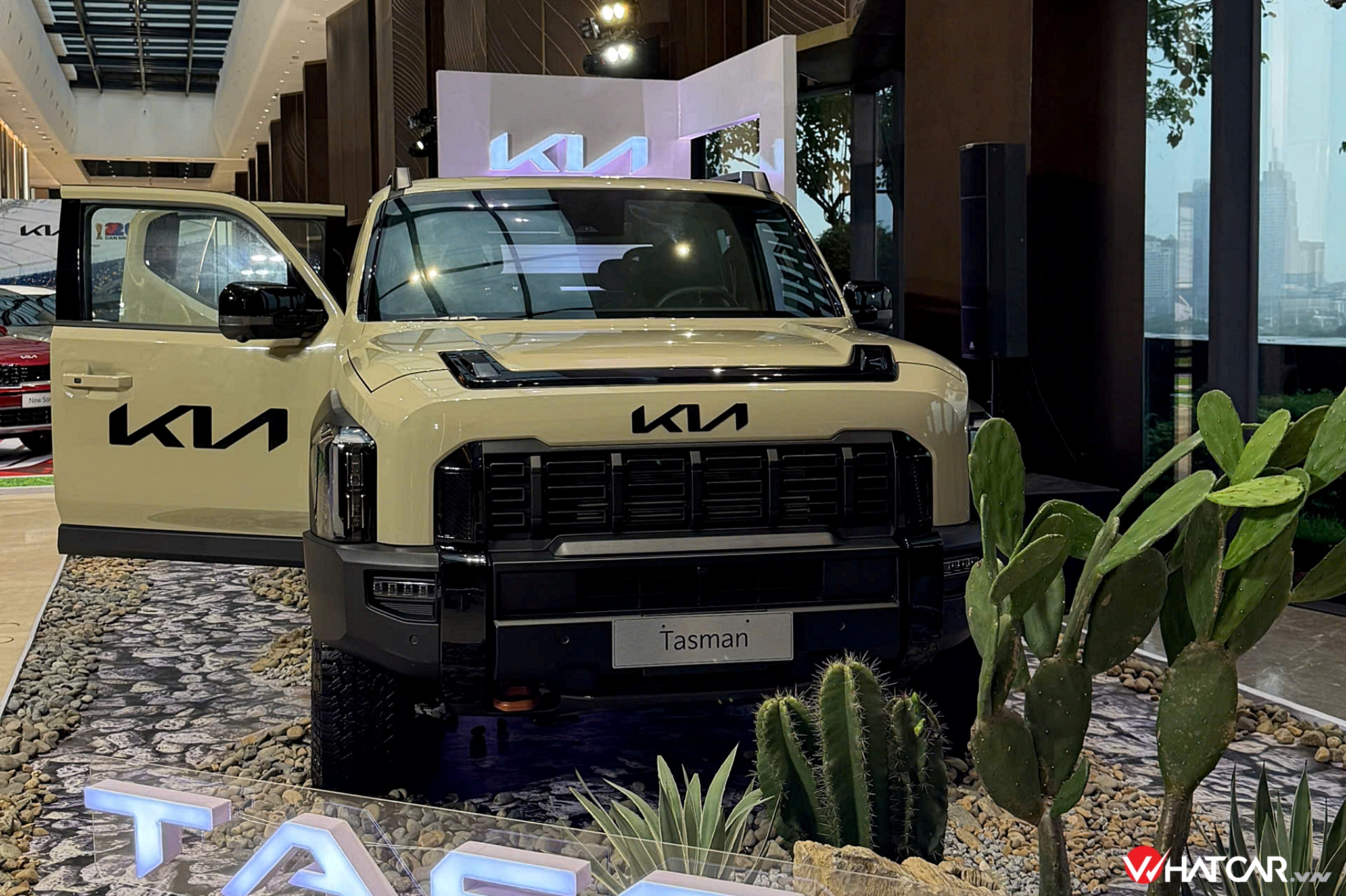 Xe bán tải Kia Tasman về Việt Nam: Máy xăng 2.5L tăng áp, hàng 2 ngả cực sâu, chờ ngày đấu Ranger và Hilux