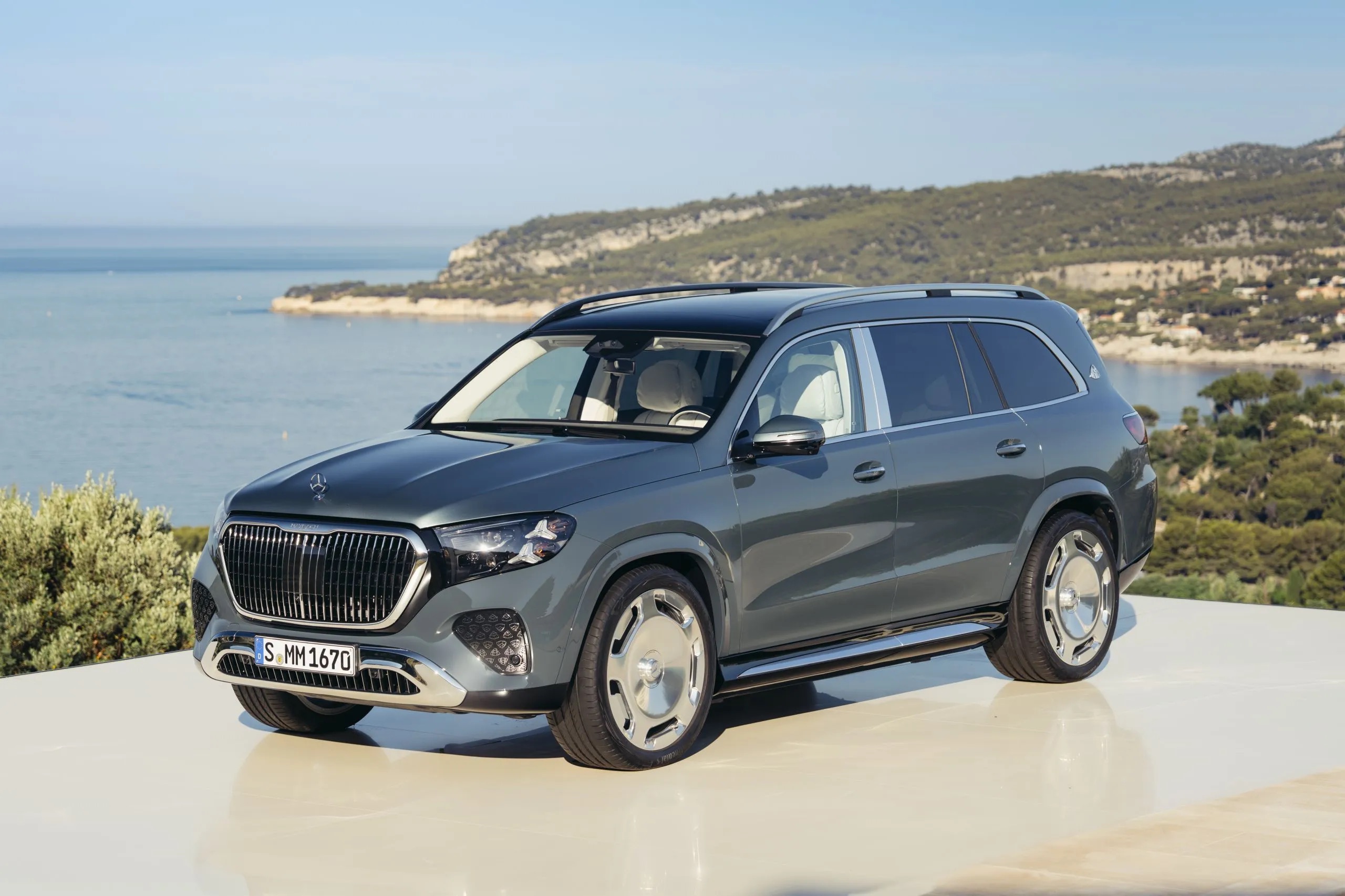 Mercedes-Maybach GLS 680 2027 ra mắt: SUV siêu sang mạnh 603 mã lực, thêm loạt công nghệ chiều lòng đại gia