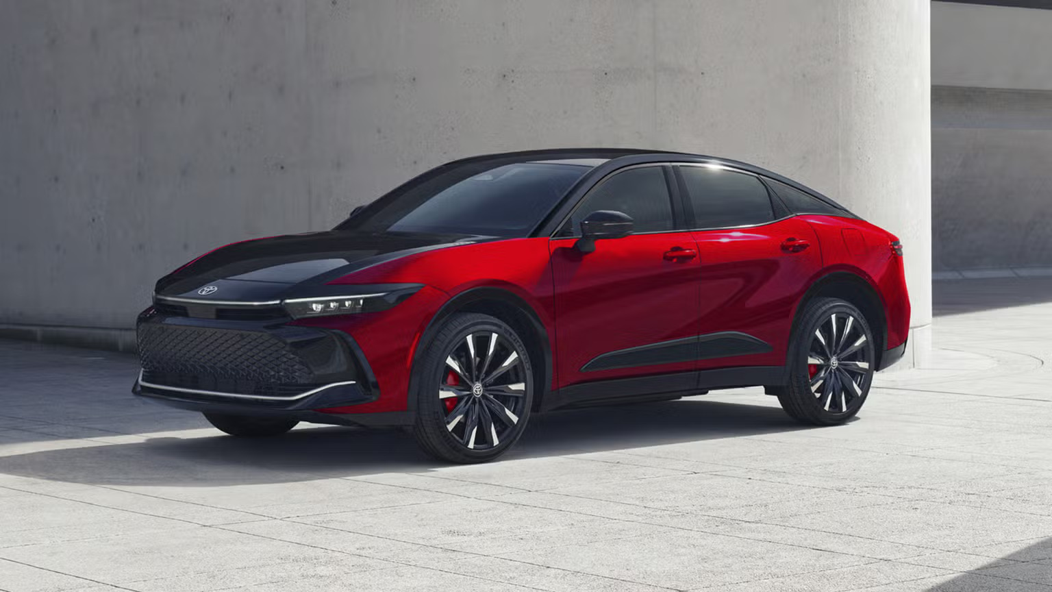 Toyota Crown 2027 ra mắt: Nâng cấp động cơ hybrid mới, bổ sung công nghệ vận hành