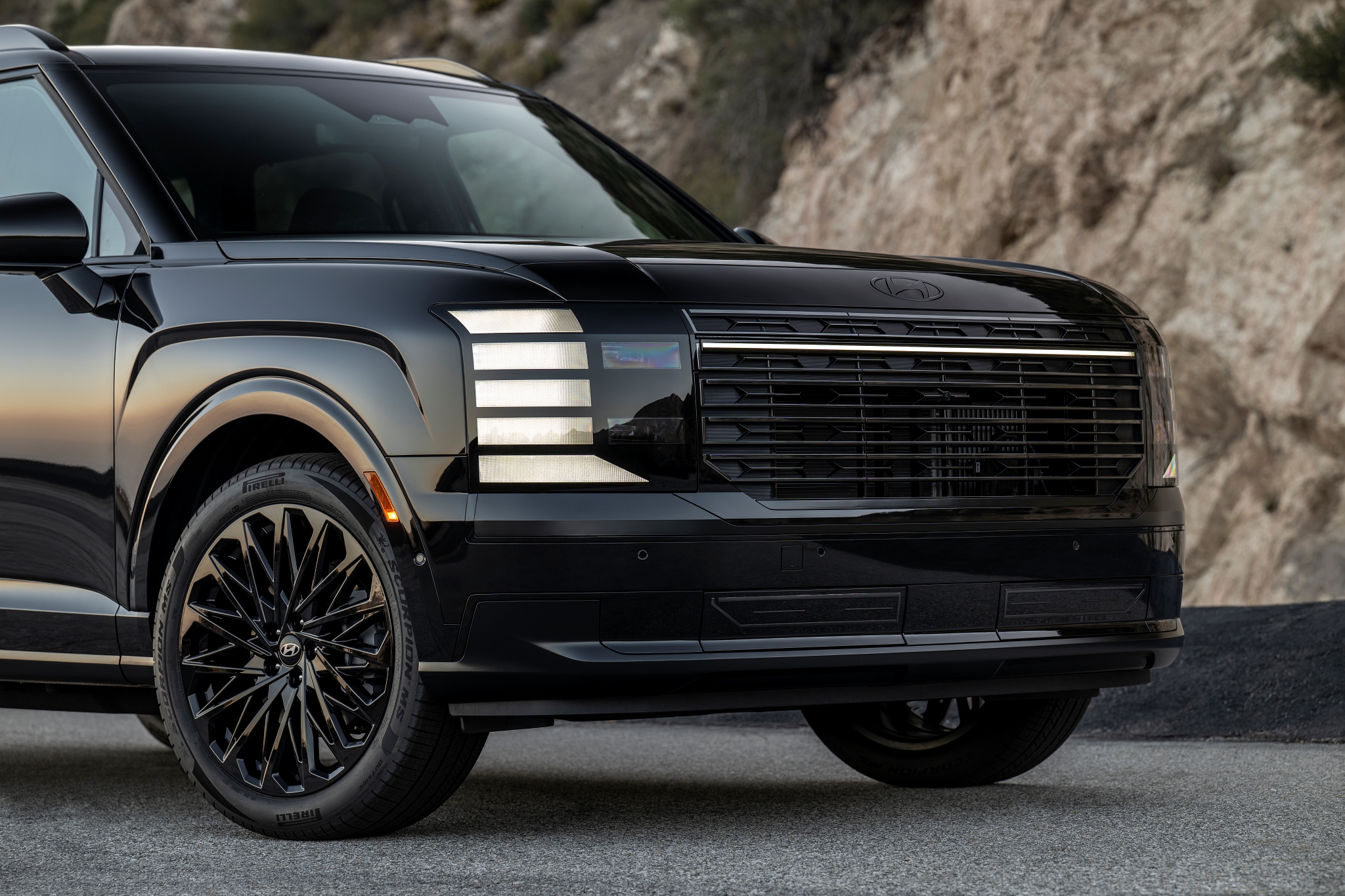 Hyundai Palisade 2026 sắp bán ở Việt Nam thêm phiên bản "full" đen đáng mong đợi