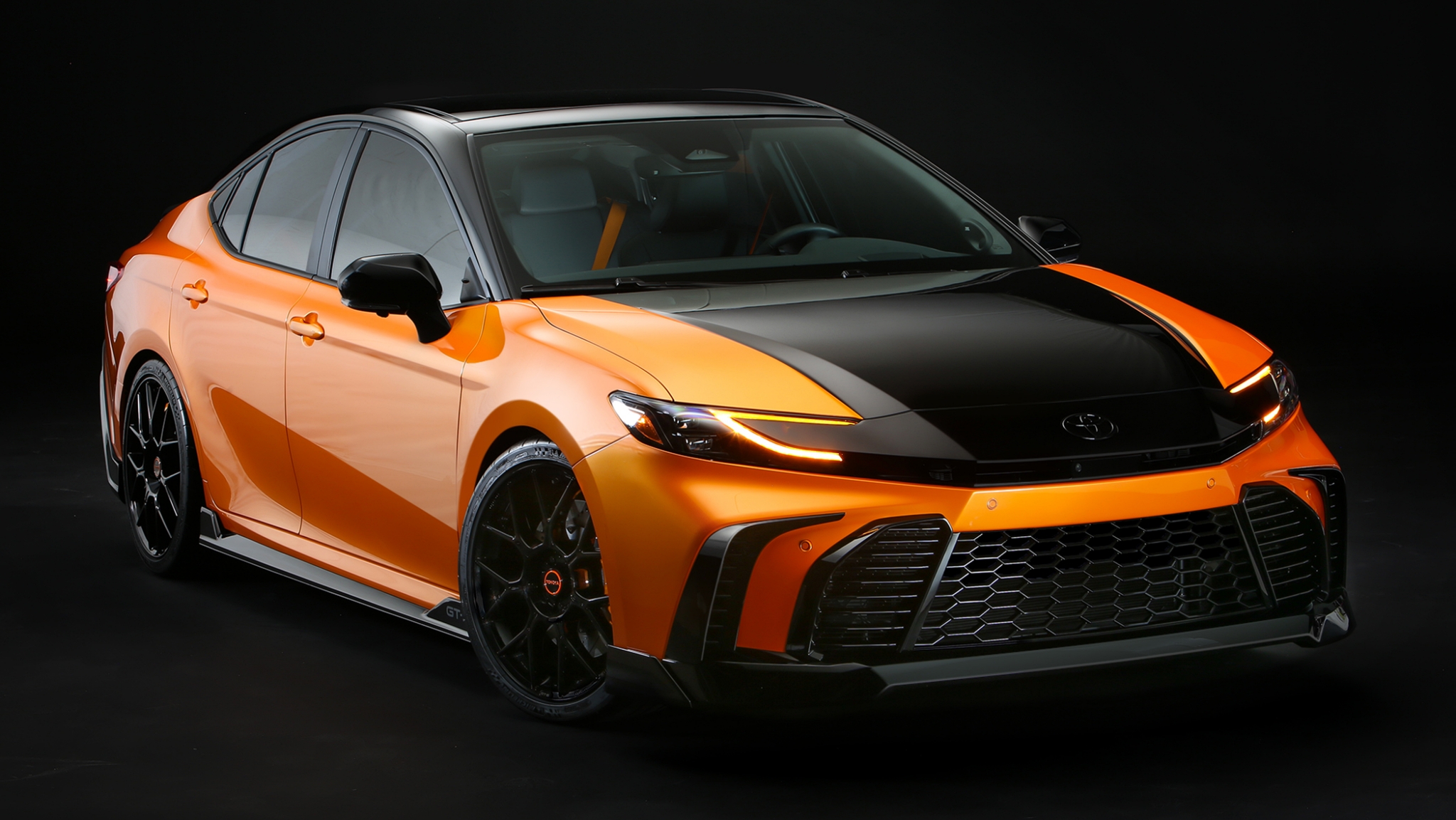 Sắp có phiên bản Toyota Camry đặc biệt cho người thích "cảm giác lái"?