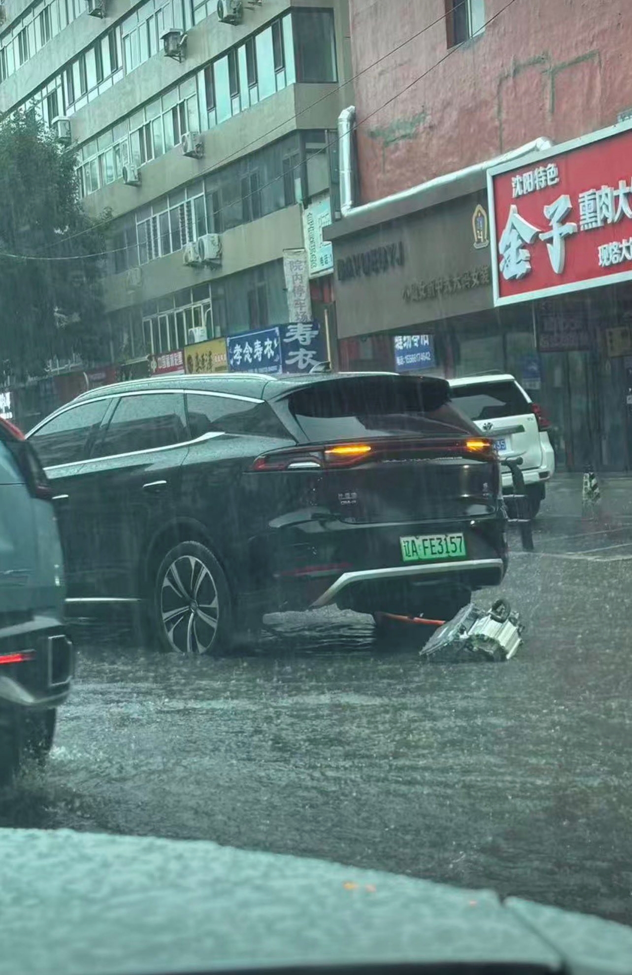 BYD cho biết họ đã liên hệ với chủ xe và sắp xếp một cuộc kiểm tra phương tiện sau sự việc hy hữu (Ảnh: cuichenghao).