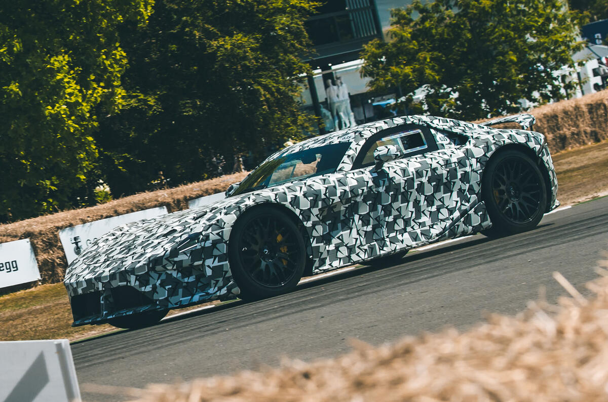 Lexus LFA thuần điện lộ diện: Không giả tiếng động cơ V10, hướng tới cảm giác lái chân thực như bản huyền thoại
