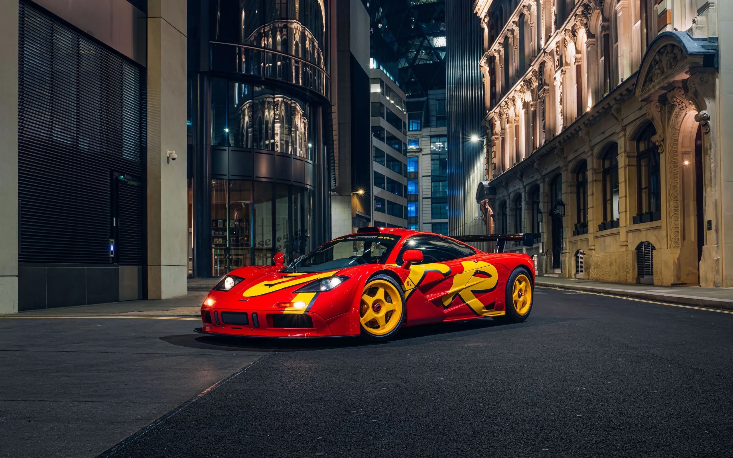 McLaren F1 GTR từng 2 lần gặp nạn của tay trống Pink Floyd có thể lập kỷ lục hơn 921 tỷ đồng
